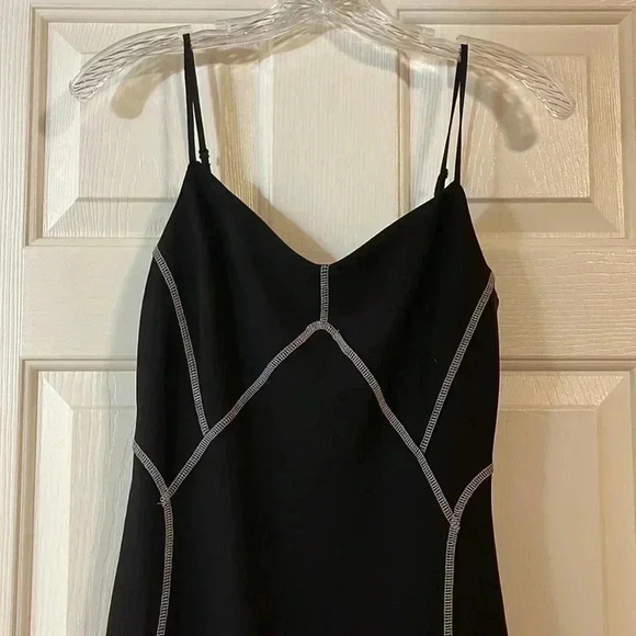 1. State Contrast-Stitch Slip Sheath Dress - Picture 4 of 7